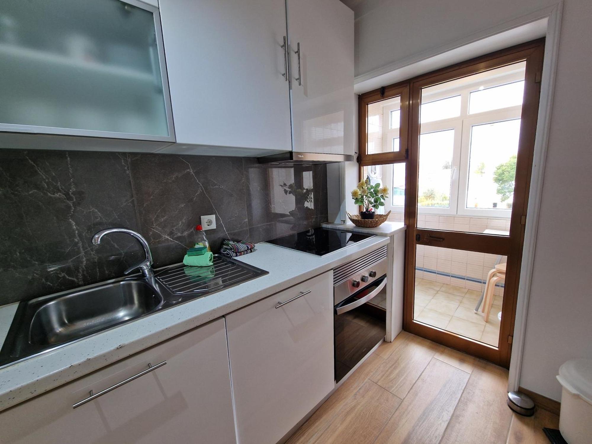 Cozy Apartment With Terrace, Air Cond, Free Parking, By Porto With Love Lda Екстериор снимка